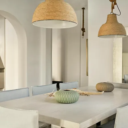 Margi ヴィラ カラファティス